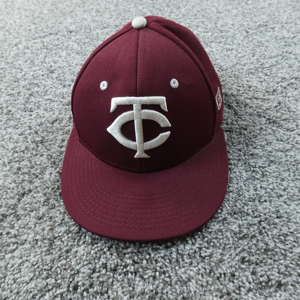 VTG Minnesota Twins Hat Cap Mens M Fitted Red MLB Baseball Logo Game Pro Y2K